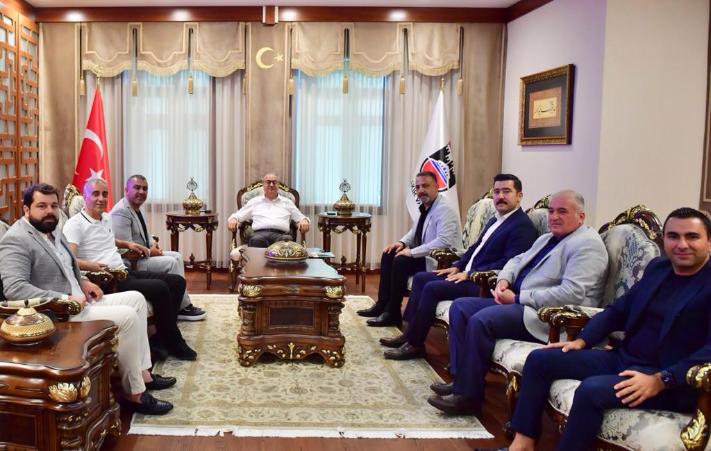 Vali Su’ya Anlamlı Ziyaret